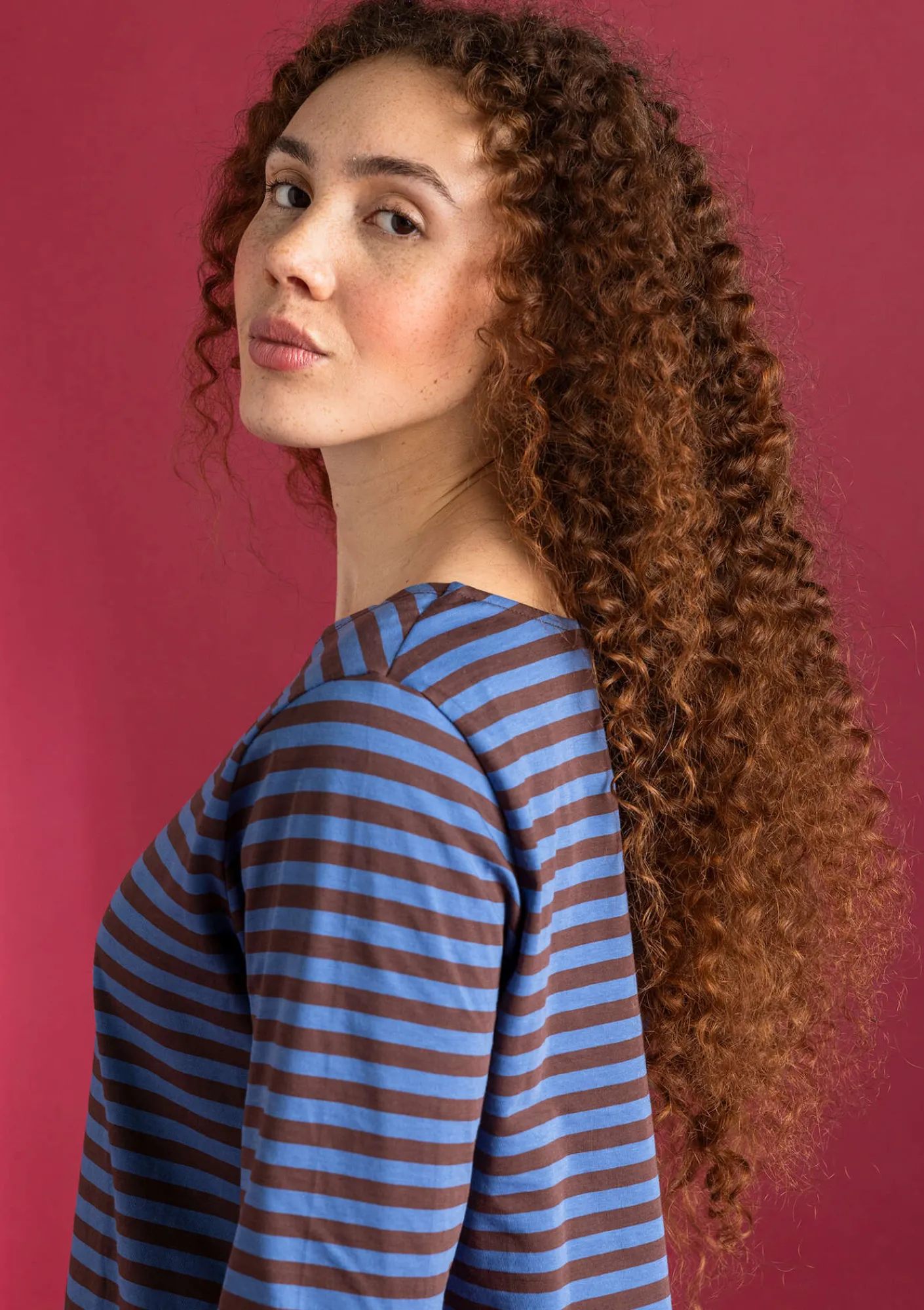 Gudrun Sjödén Pullover & Shirts>Basic-Streifenshirt aus Bio-Baumwolle Röstkaffee-leinenblau