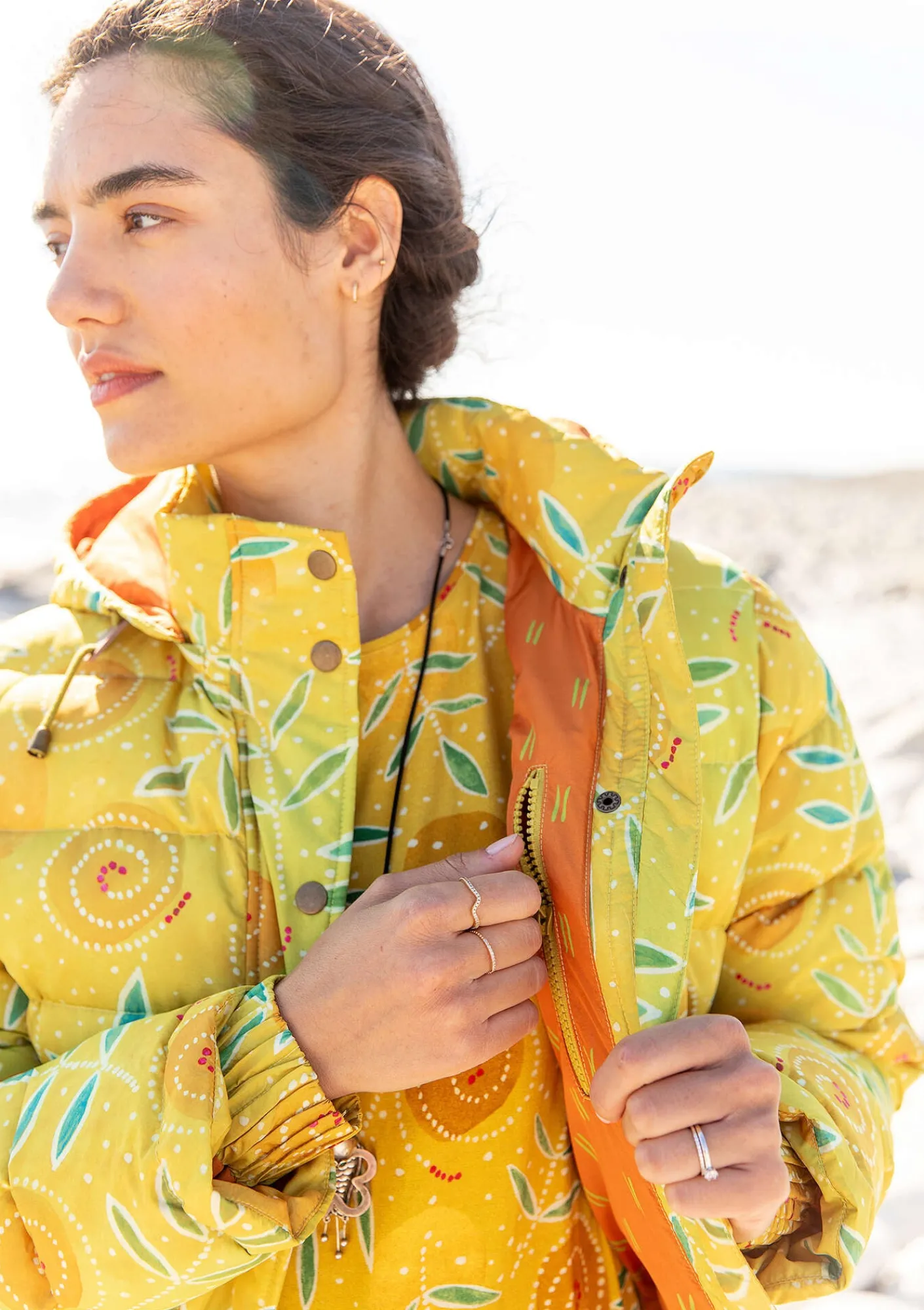 Gudrun Sjödén Jacken & Mäntel>Daunenmantel „Bhumika“ aus Recycling-Polyester/Daunen Ananas