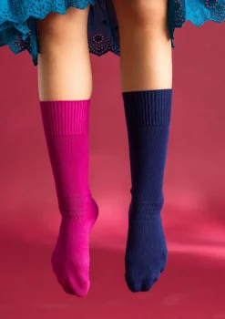 Gudrun Sjödén Accessoires>Einfarbige Kniestrümpfe aus Bio-Baumwolle Veilchen