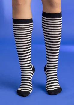 Gudrun Sjödén Accessoires>Gestreifte Kniestrümpfe aus Bio-Baumwolle Schwarz-ungebleicht