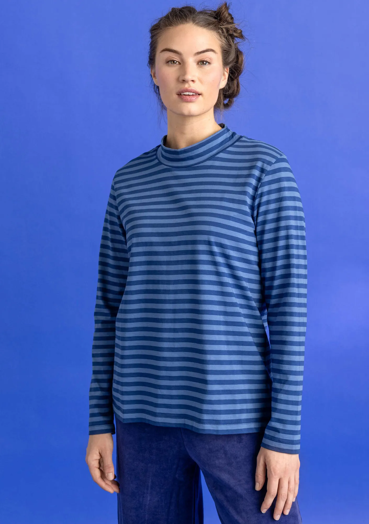 Gudrun Sjödén Pullover & Shirts>Gestreiftes Stehkragenshirt aus Bio-Baumwolle Indigoblau