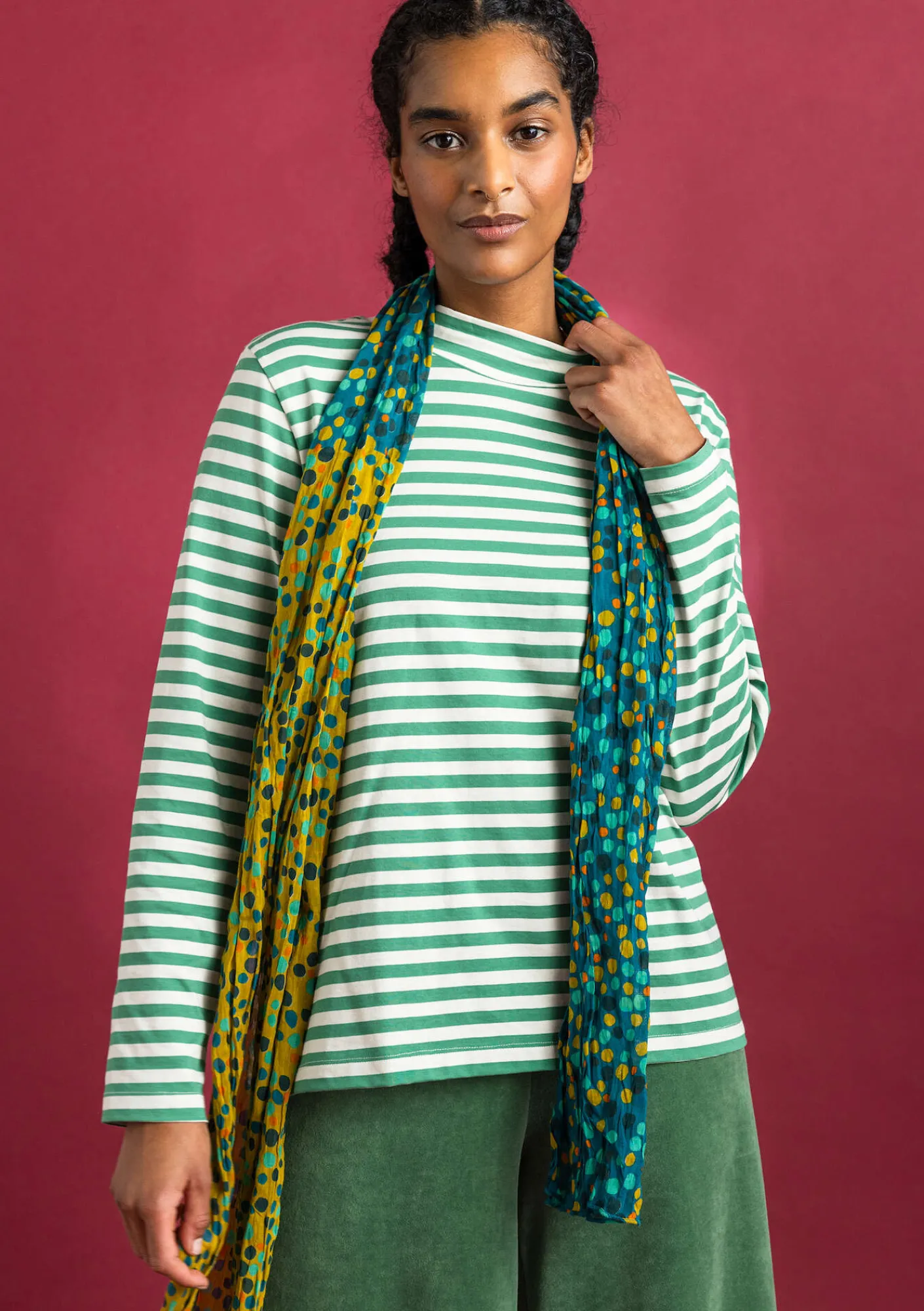 Gudrun Sjödén Pullover & Shirts>Gestreiftes Stehkragenshirt aus Bio-Baumwolle Malachit-feder