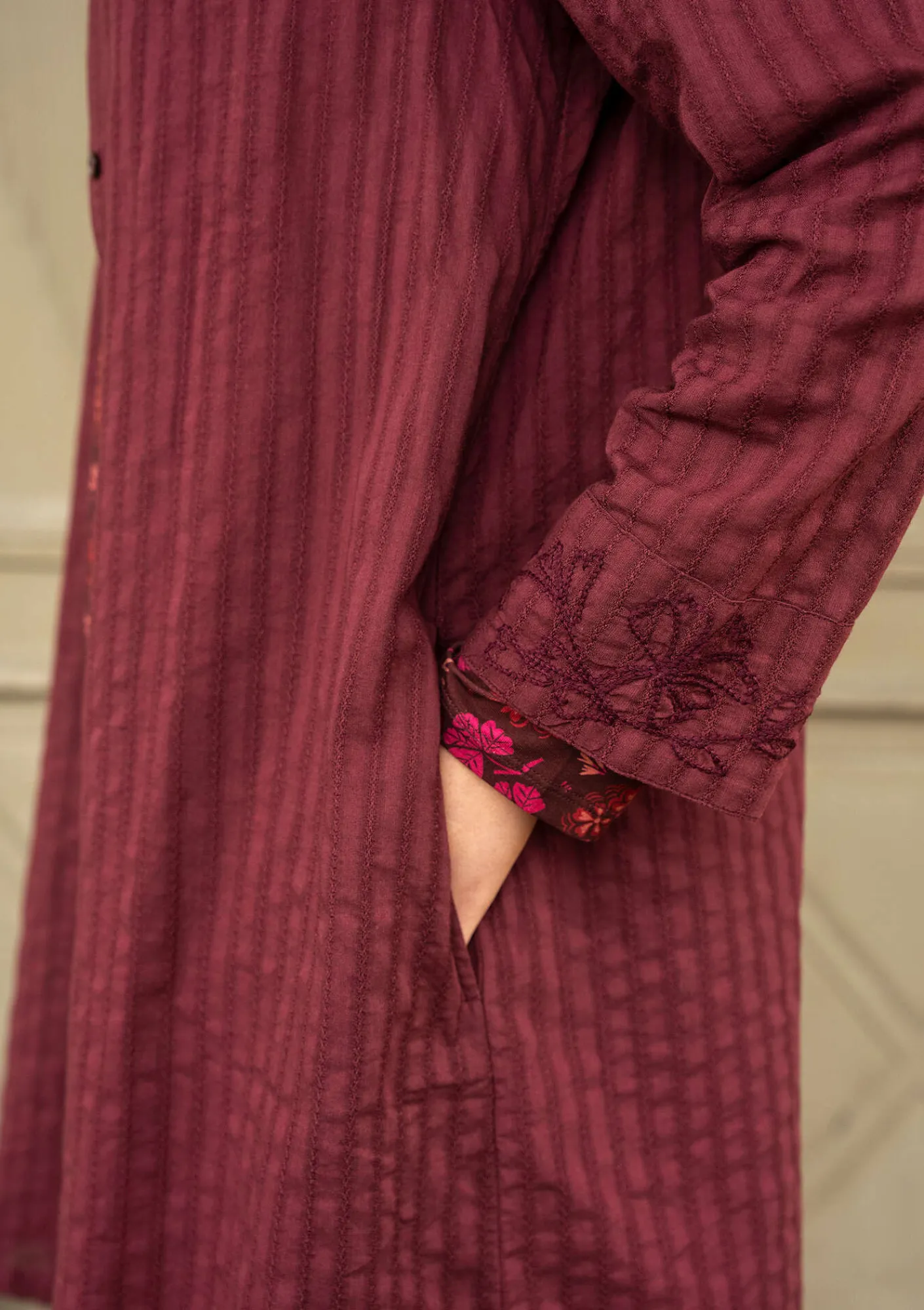 Gudrun Sjödén Pullover & Shirts|Kleider>Hemdblusenkleid „Värmland“ aus Bio-Baumwollgewebe Aubergine