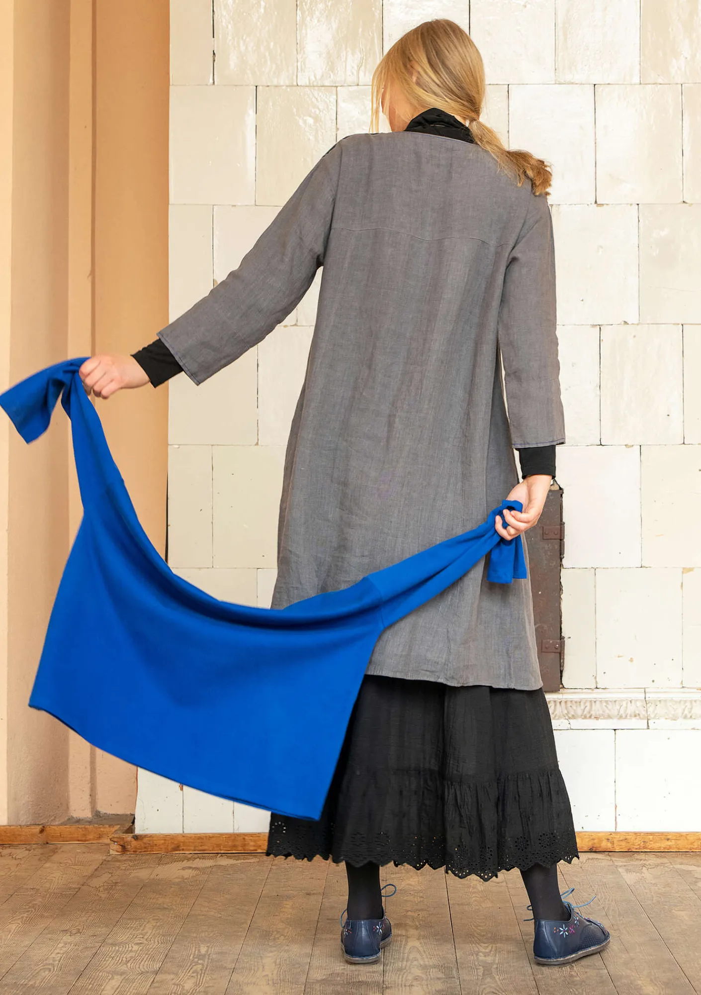 Gudrun Sjödén Kleider>Kleid aus Leinengewebe Grafit