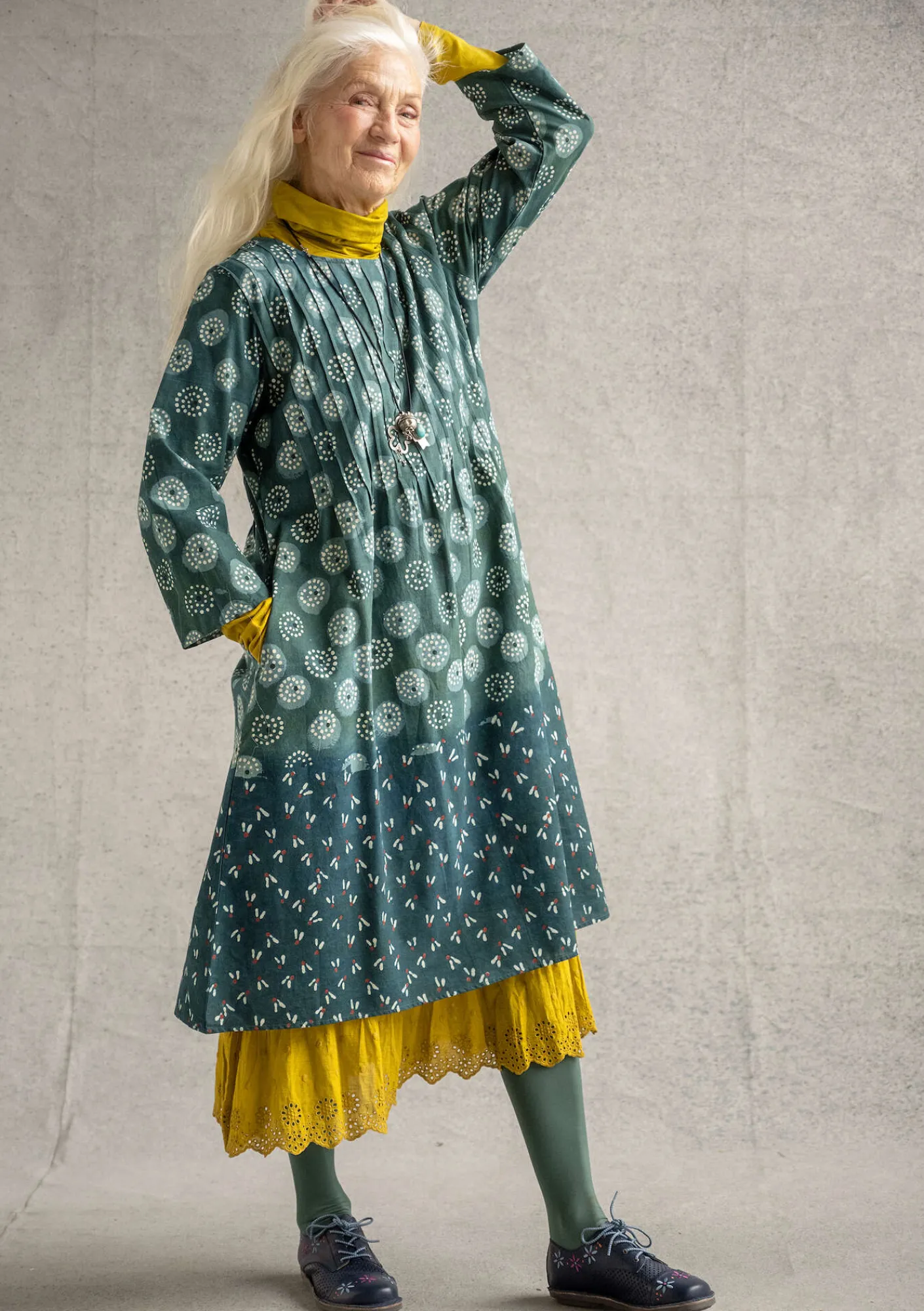 Gudrun Sjödén Kleider>Kleid „Clay“ aus Bio-Baumwollgewebe Indigogrün