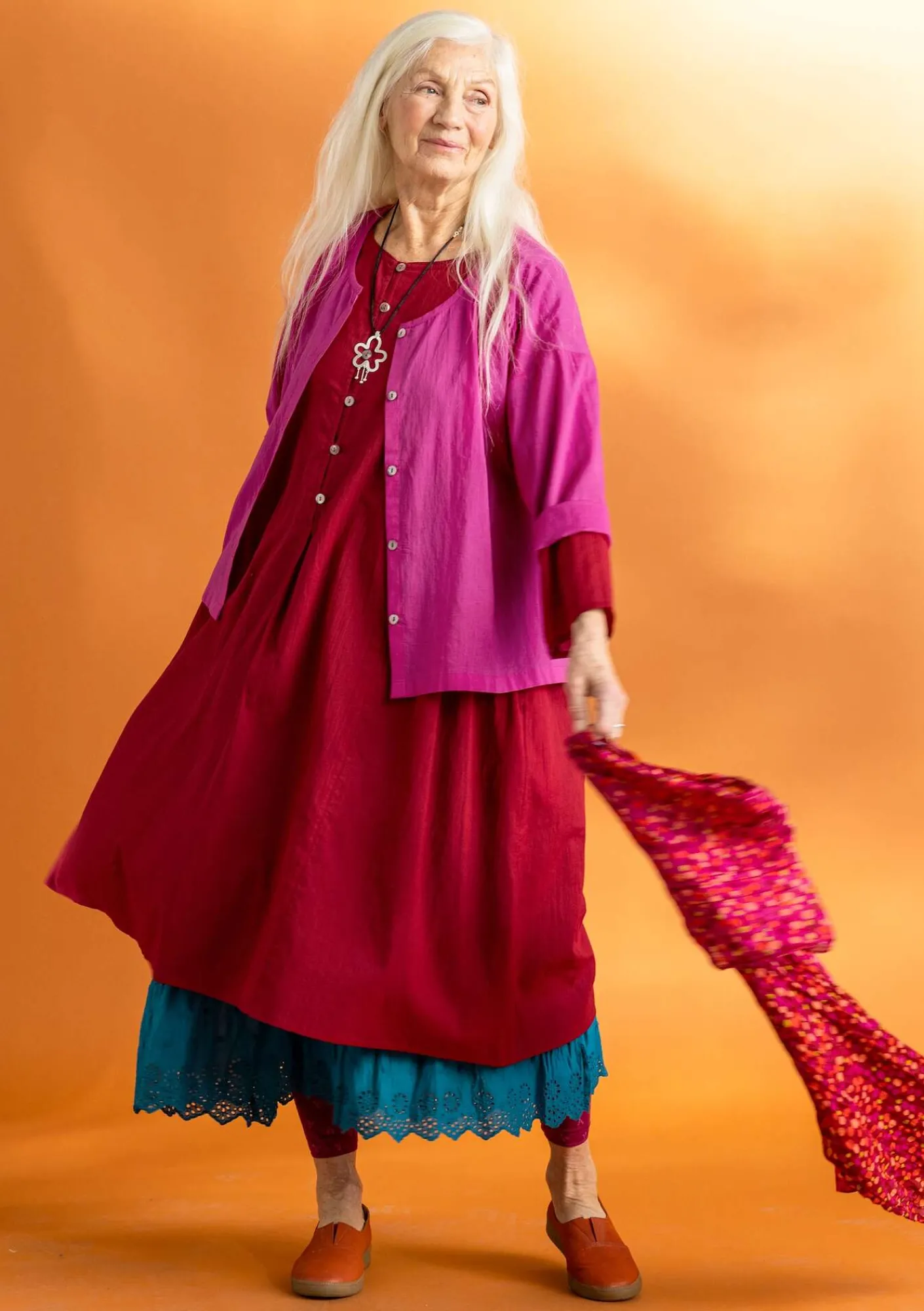 Gudrun Sjödén Kleider>Kleid „Hedda“ aus Bio-Baumwollgewebe Granatapfel