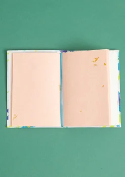 Gudrun Sjödén Bücher|Dekoration & Accessoires>Notizbuch „Brush“ aus Papier mit stoffbezogenem Einband Weiß