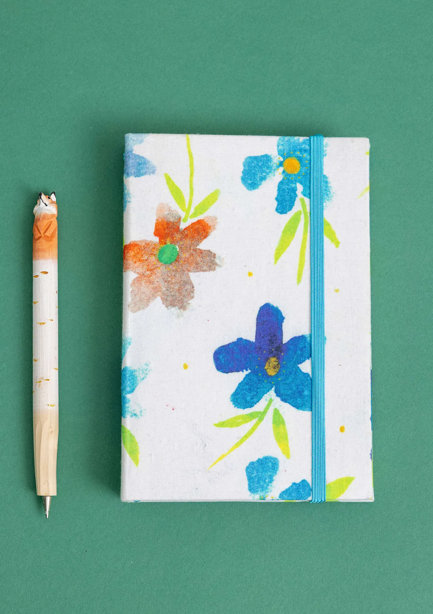 Gudrun Sjödén Bücher|Dekoration & Accessoires>Notizbuch „Brush“ aus Papier mit stoffbezogenem Einband Weiß