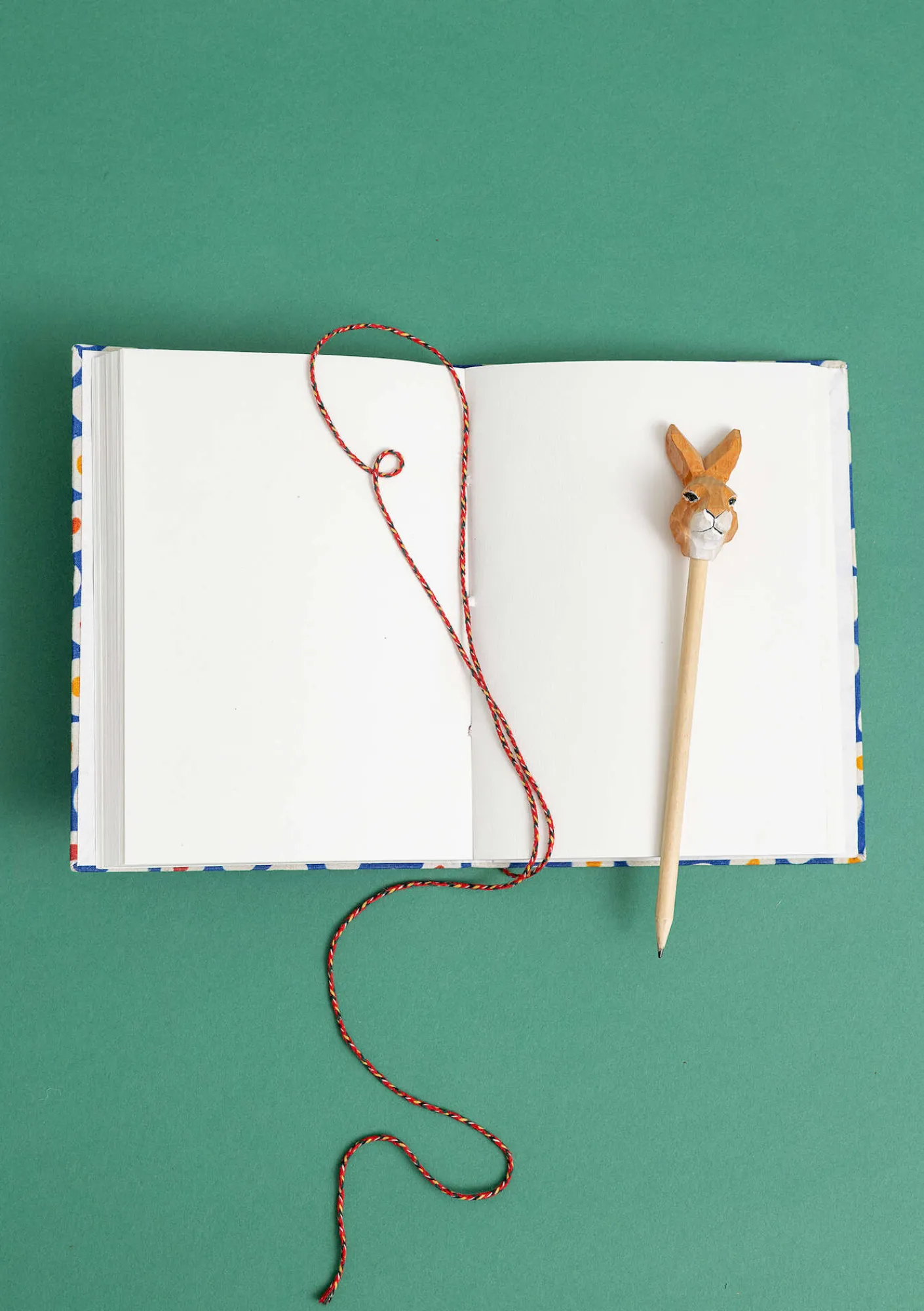 Gudrun Sjödén Bücher|Dekoration & Accessoires>Notizbuch „Runa“ aus Papier mit stoffbezogenem Einband Tiefblau