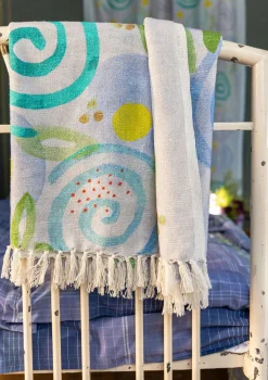 Gudrun Sjödén Schlafzimmer Deko|Heimtextilien>Plaid „Cumulus“ aus Bio-Baumwolle Vergissmeinnicht