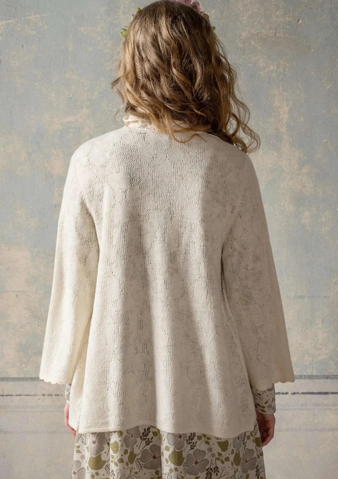 Gudrun Sjödén Strickjacken>Pointelle-Strickjacke „Blomstra“ aus Bio-Wolle Feder