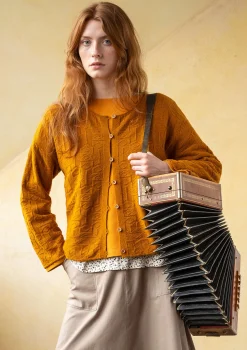 Gudrun Sjödén Strickjacken>Strickjacke „Nova“ aus Lammwolle Senf-melange