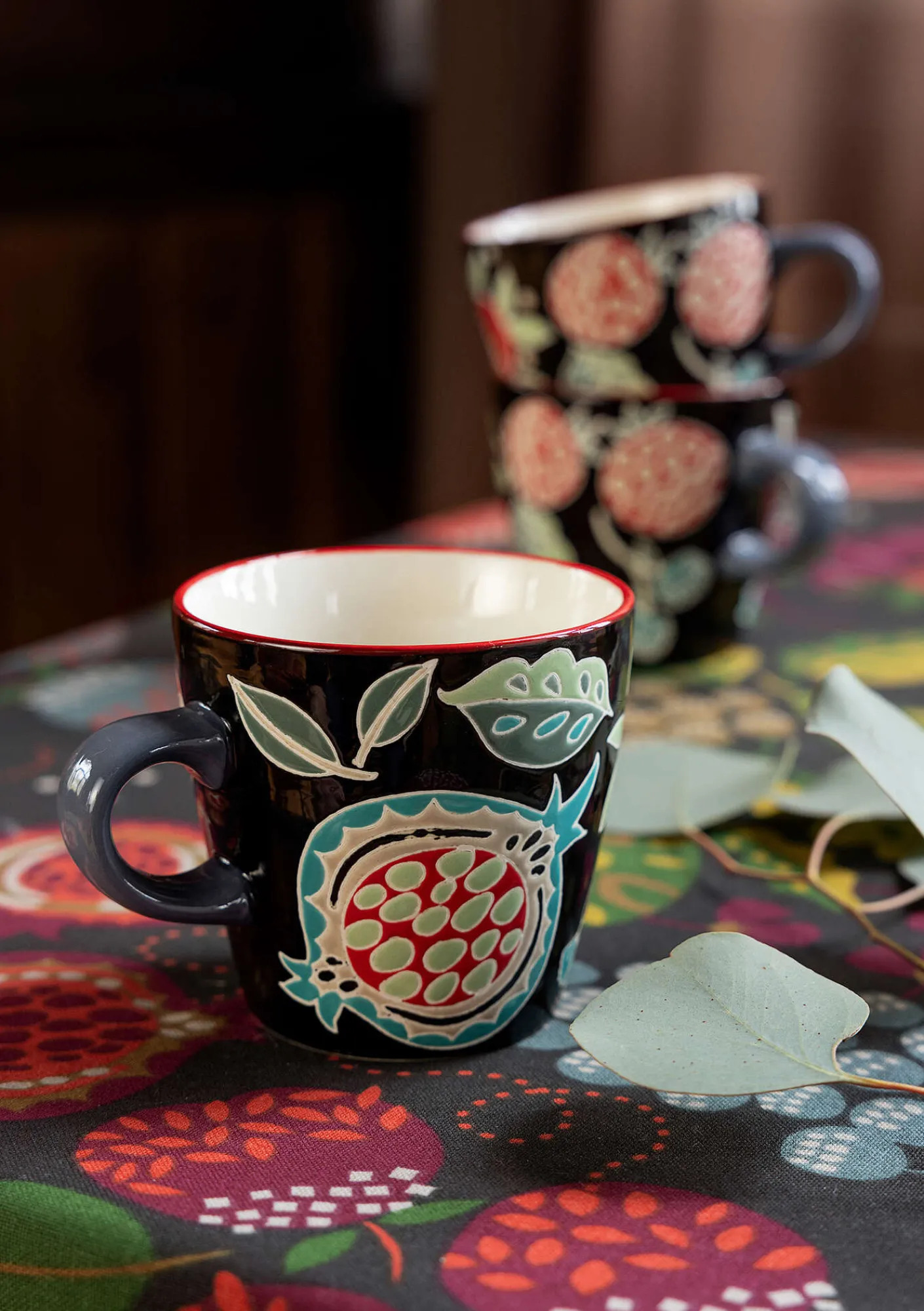 Gudrun Sjödén Geschirr|Küche & Esszimmer>Tasse „Fruits“ aus Keramik Dunkelaschgrau