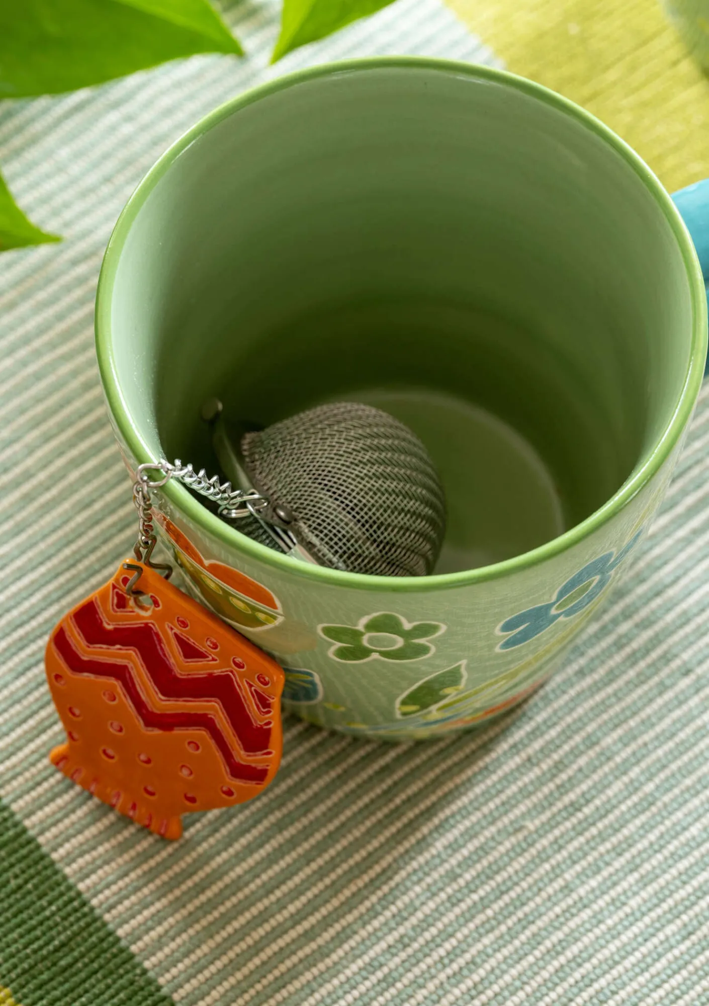 Gudrun Sjödén Küche & Esszimmer>Teesieb „Flower pots“ aus Keramik/Metall Henna