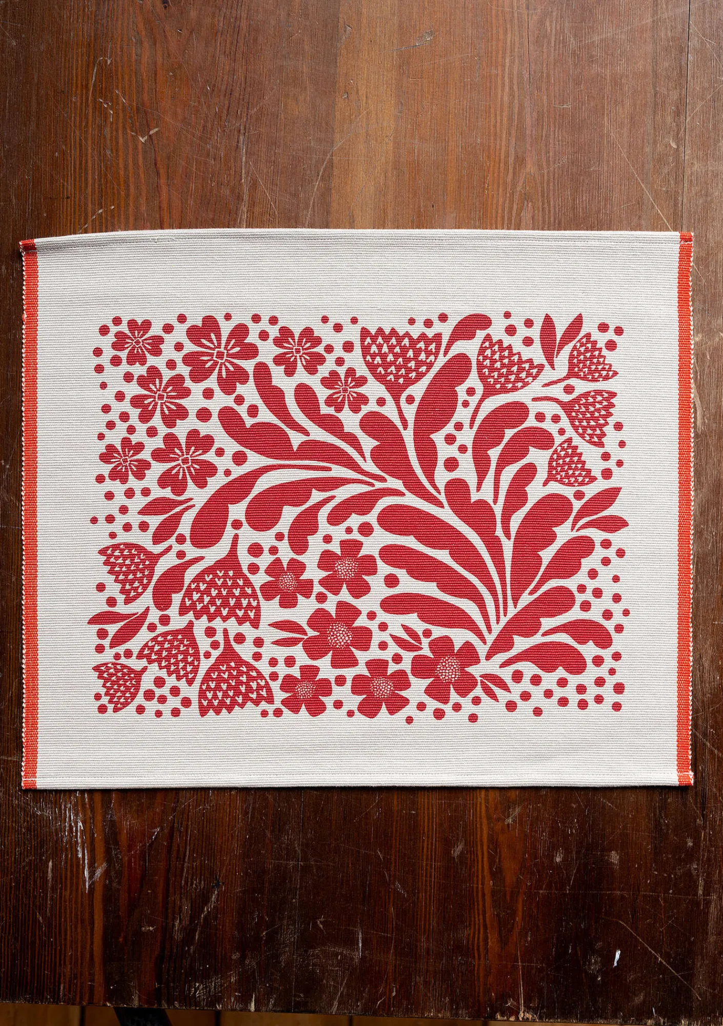 Gudrun Sjödén Küche & Esszimmer>Tischset „Gnistra“ aus Bio-Baumwolle Tomate