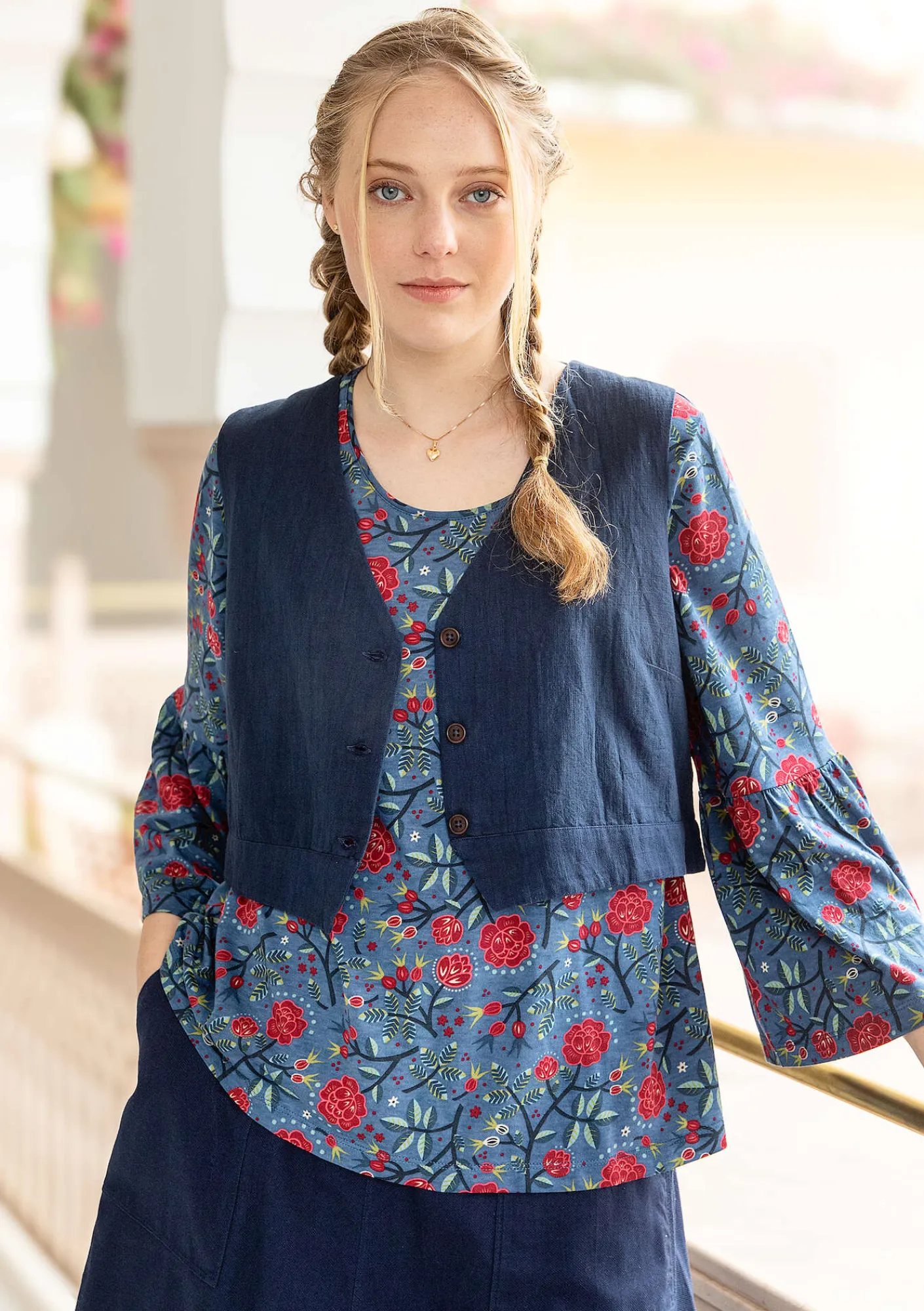 Gudrun Sjödén Westen>Weste „Stina“ aus Bio-Baumwollgewebe Tinte