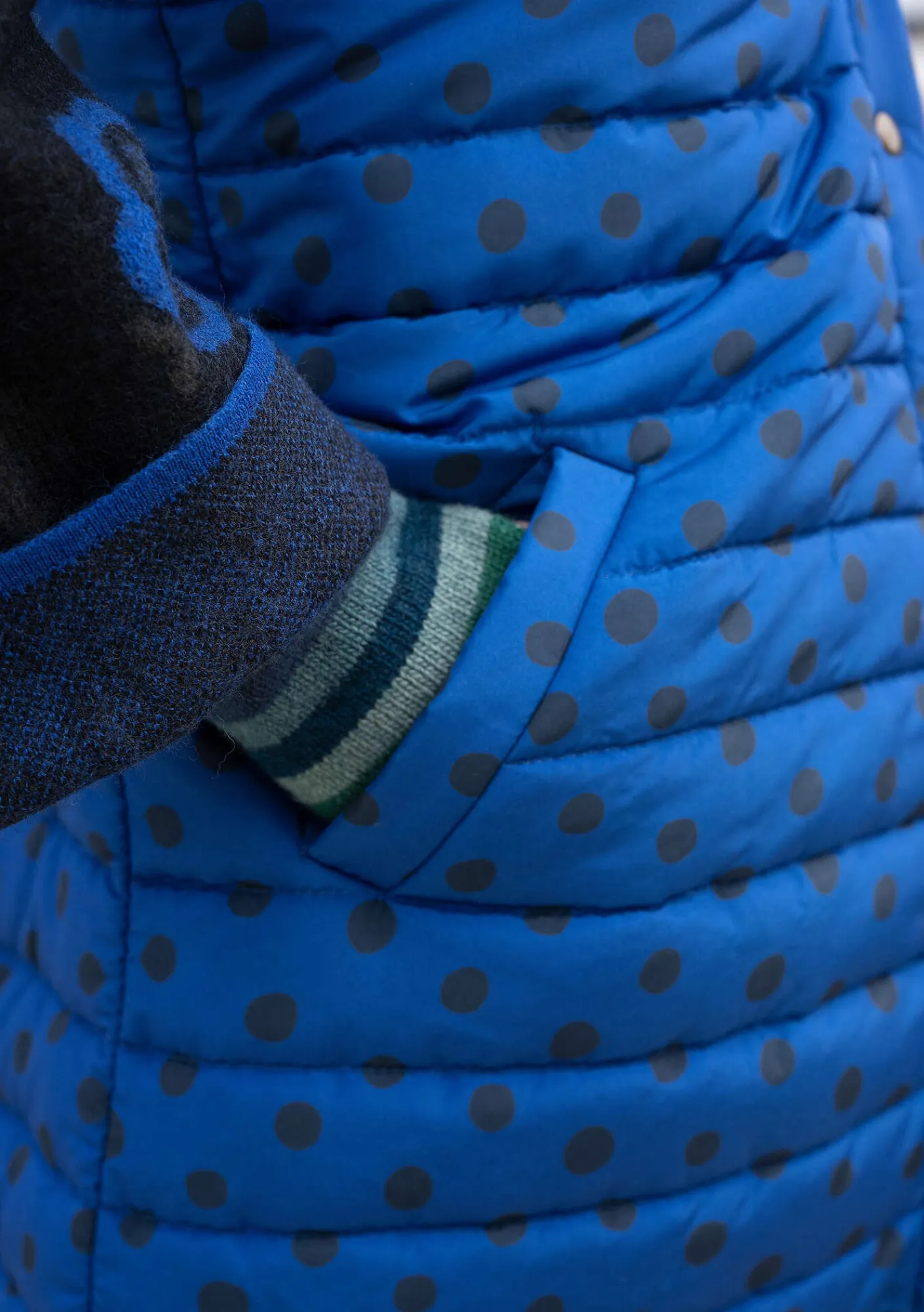 Gudrun Sjödén Westen>Weste „Susan“ aus Recycling-Polyester Tiefblau